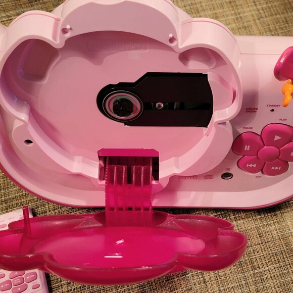 MATTEL Barbie DVD Blossom Player W/ Remote & AV Cord - Works See Video!! - Picture 6 of 15